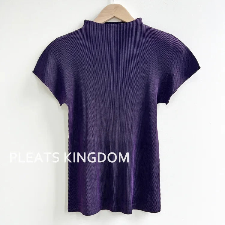 YUDX Pleated Half High Neck Profile Black T-shirts Women 2024 Summer Korean Fashion Causal Tops Designer Aesthetic Clothing