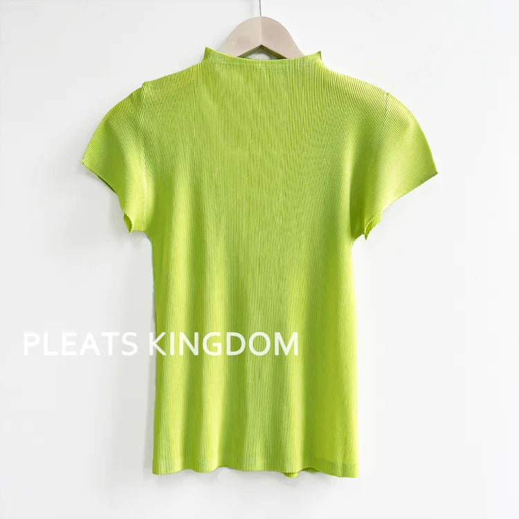 YUDX Pleated Half High Neck Profile Black T-shirts Women 2024 Summer Korean Fashion Causal Tops Designer Aesthetic Clothing