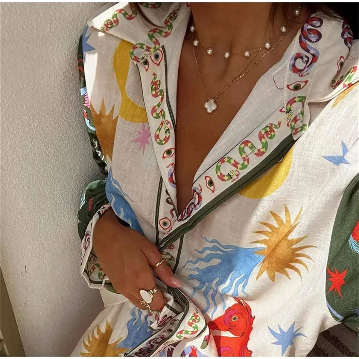 Conjunto Feminino de Camisa e Calça Estampa Digital - Sharon Stone