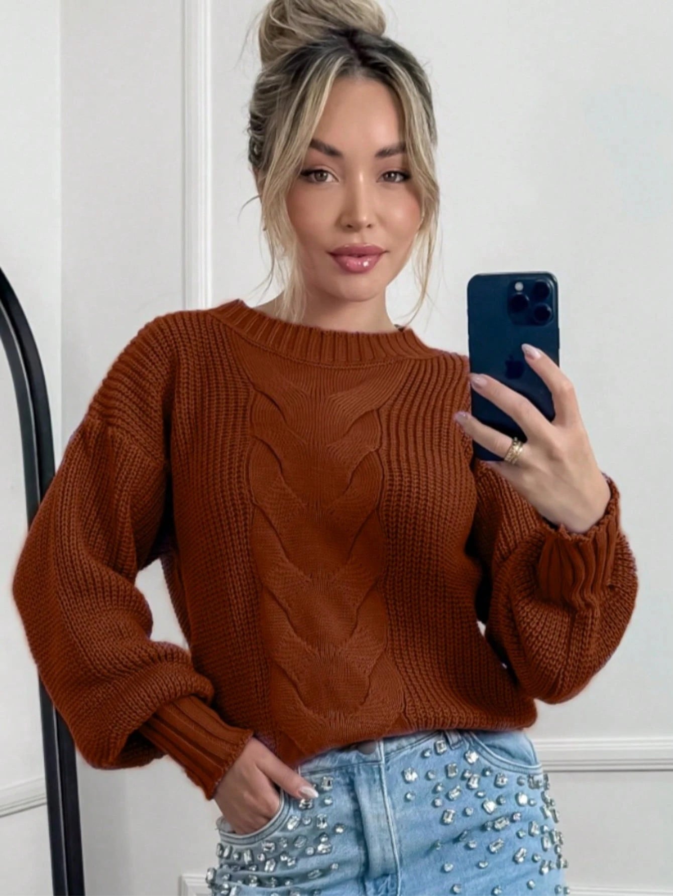 Blusa De Frio Suéter Tricot Feminino Manga Bufante Longa Trança No Meio Coleção Inverno - Sofia