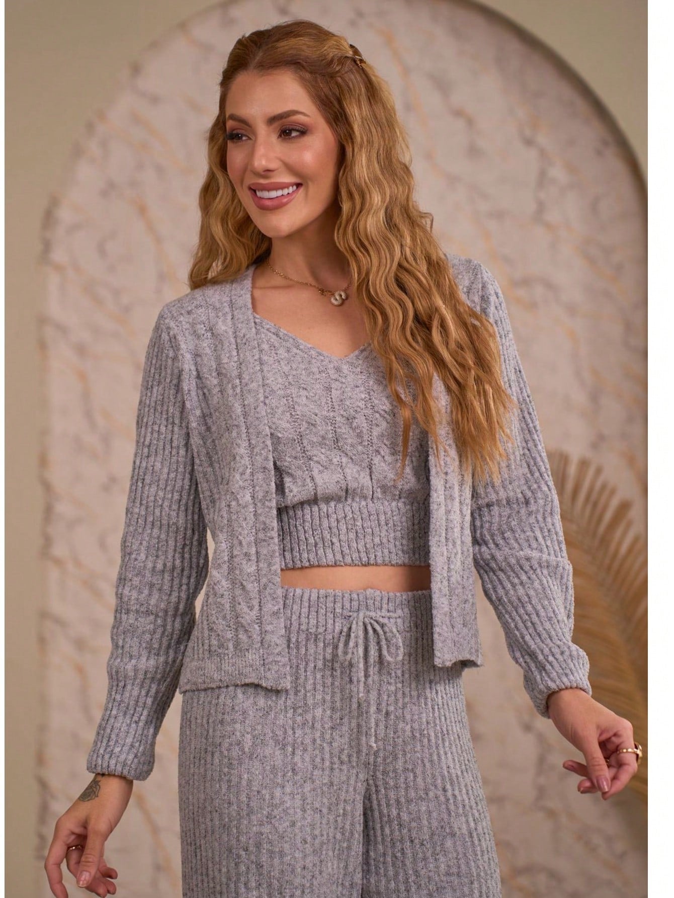 Trijunto 3 Peças Casaquinho Regata e Calça Tricot