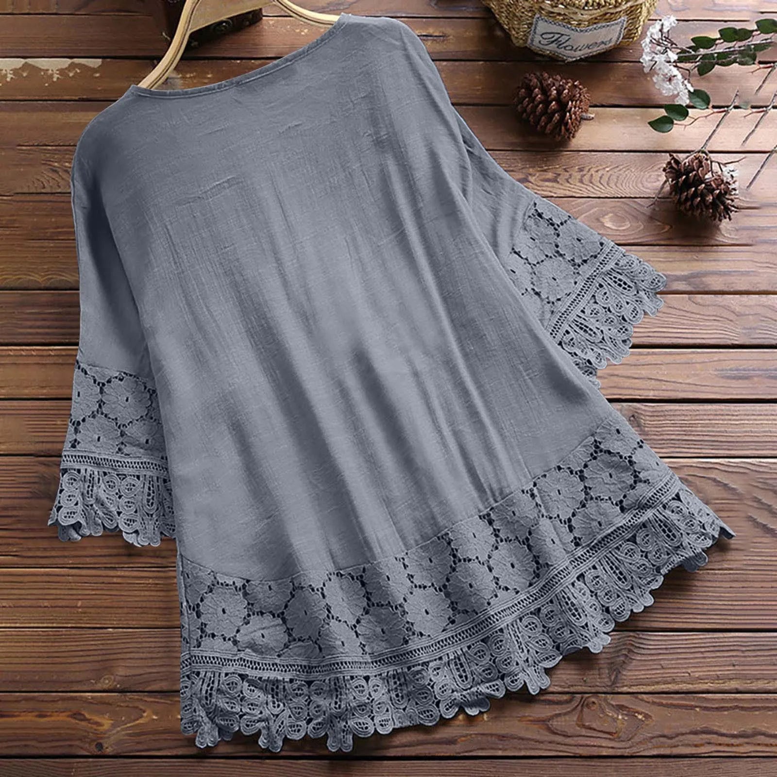 Blusa Feminina Casual  Primavera Verão 2026 Algodão e Linho Detalhes de Renda Sharpe Solto  Tamanhos  P ao 3 XG Plus Size - Marisa