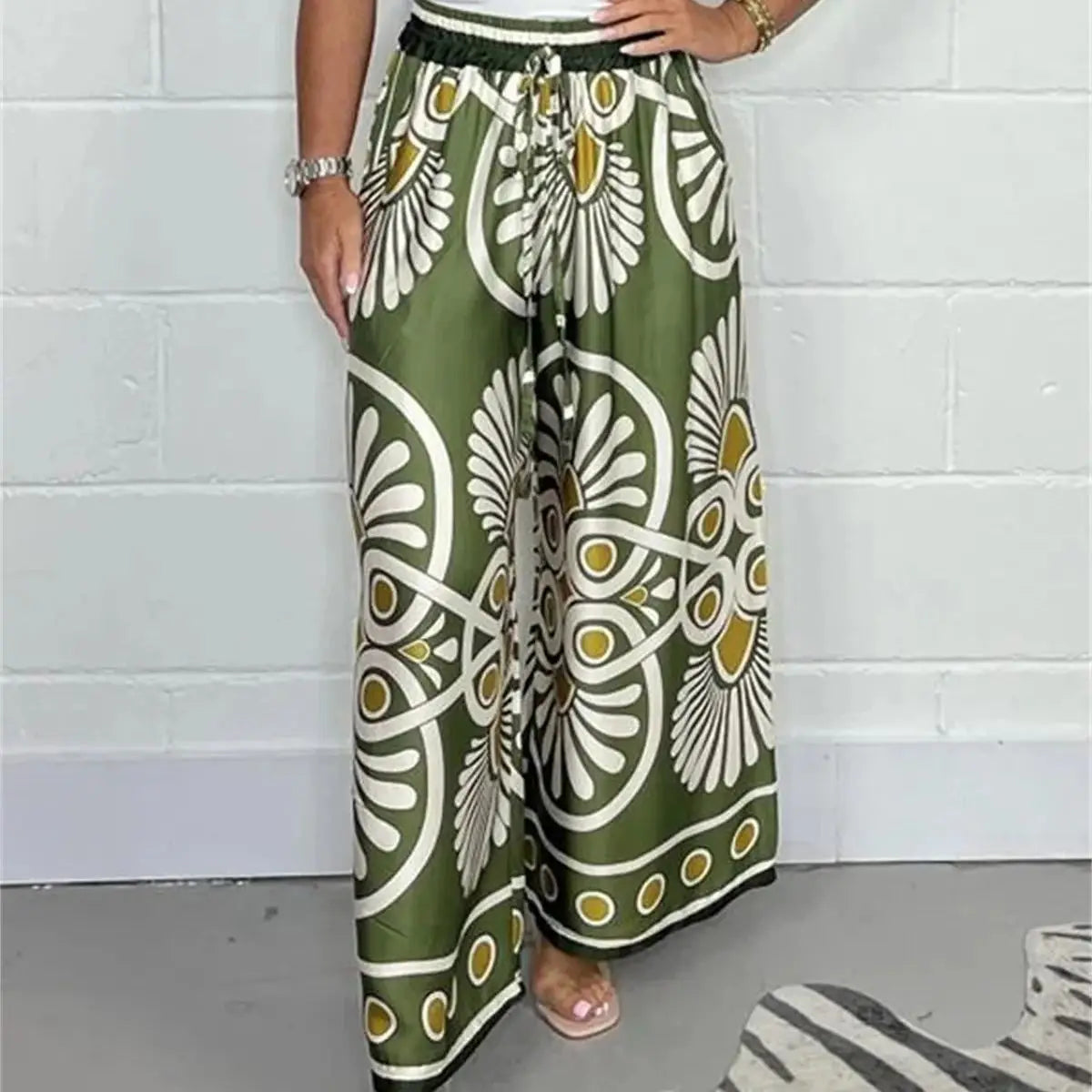 Calça pantalona verde frente