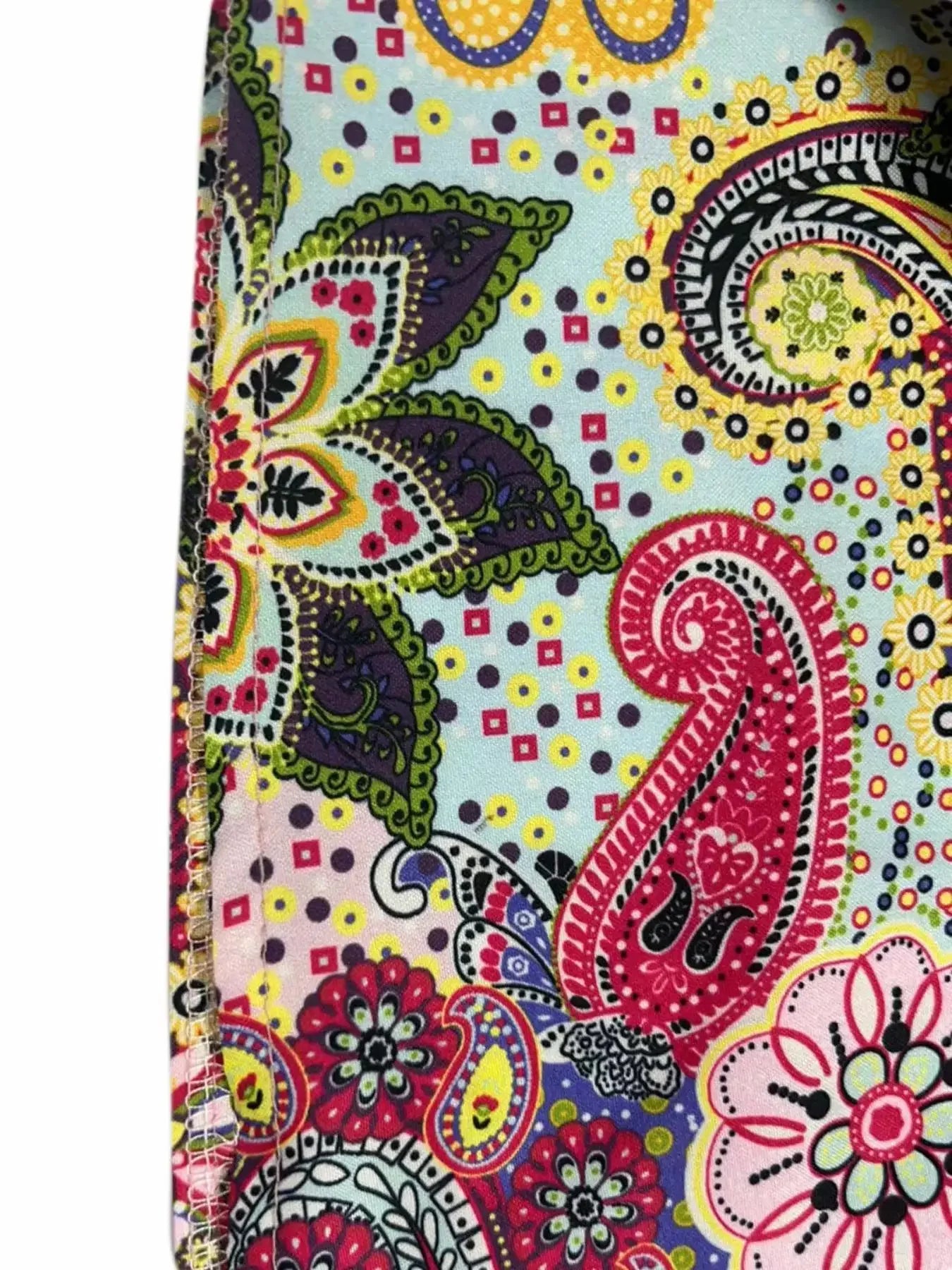 Camisa Feminina Plus Size Estampa Digital Decote V Confortavél  Estilo Casual Fashion Coleção Primavera - Verão 2026 - Adriely