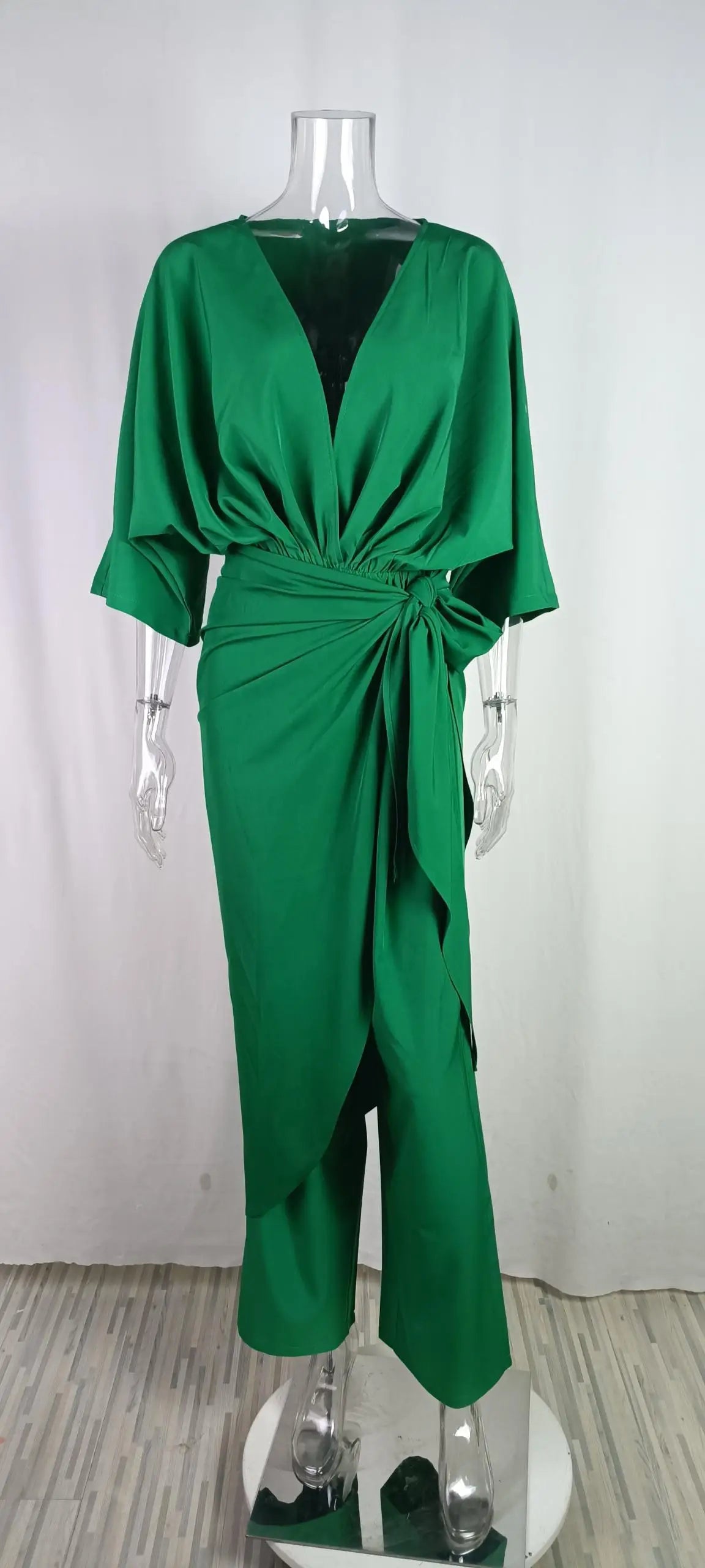 Conjunto Feminino Blusa com Decote em V Calça e  Elegante - Doris