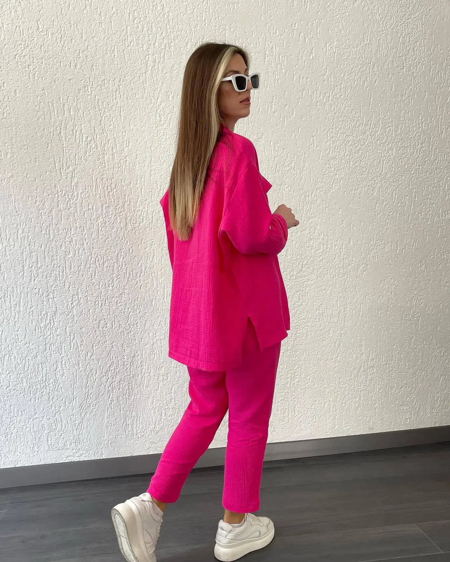Conjunto Feminino Camisa e Calça slim  Crepe Duplo Elegante - Taciana
