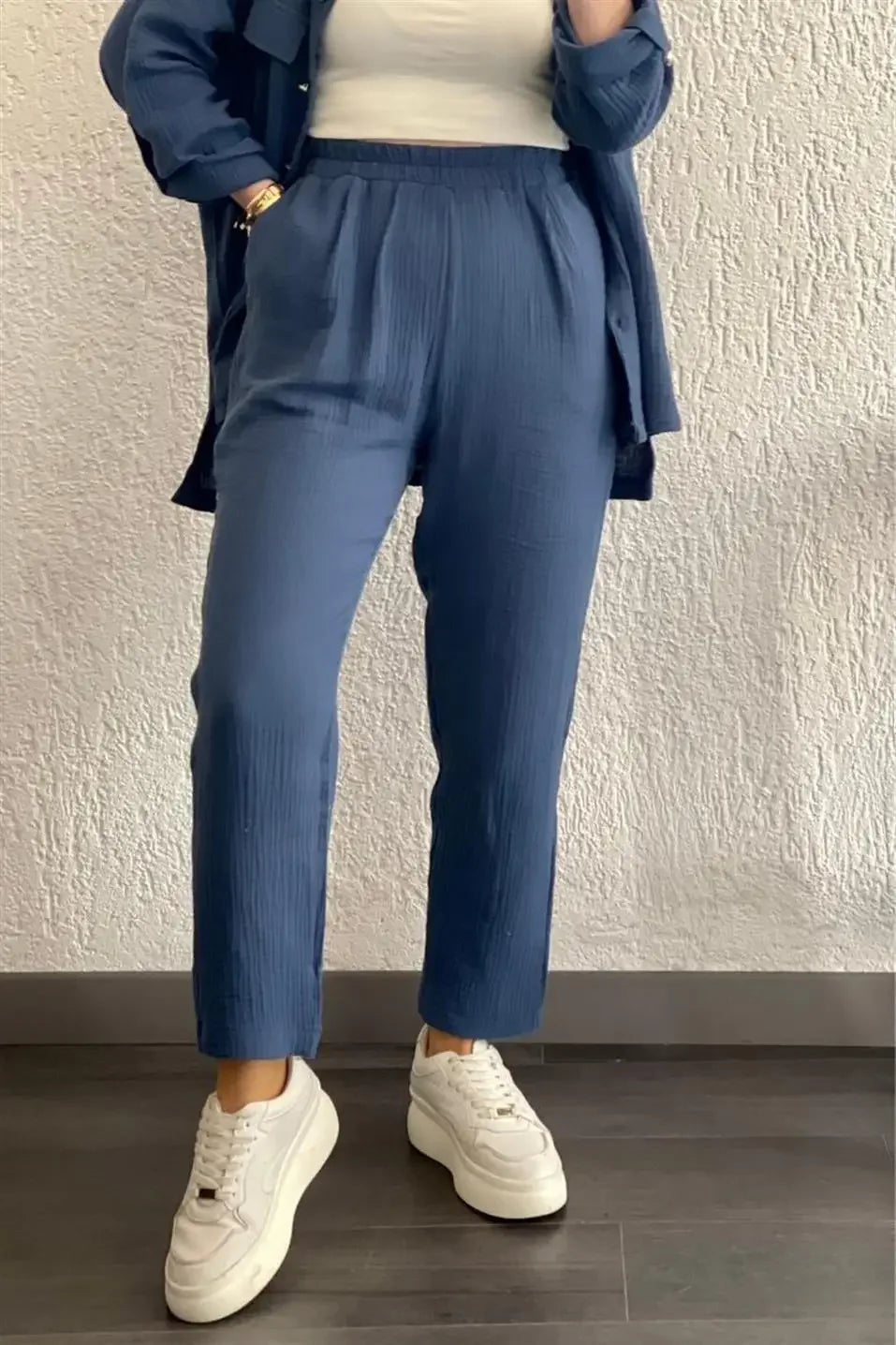 Conjunto Feminino Camisa e Calça slim  Crepe Duplo Elegante - Taciana