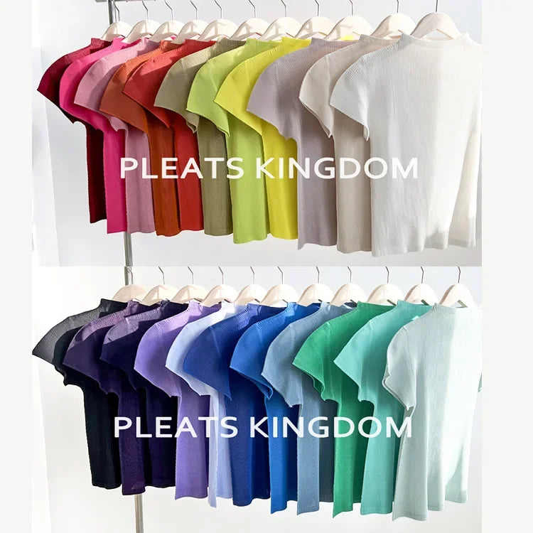 YUDX Pleated Half High Neck Profile Black T-shirts Women 2024 Summer Korean Fashion Causal Tops Designer Aesthetic Clothing