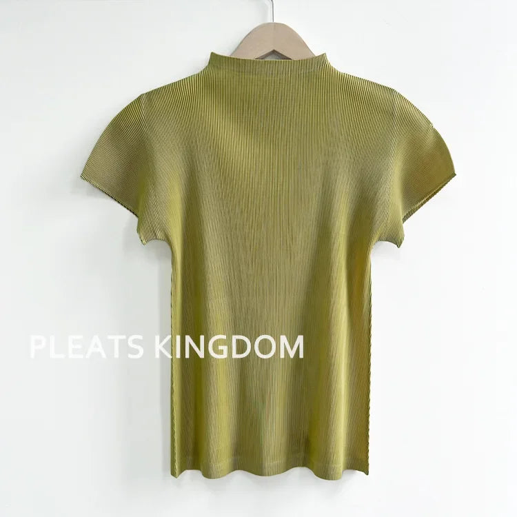 YUDX Pleated Half High Neck Profile Black T-shirts Women 2024 Summer Korean Fashion Causal Tops Designer Aesthetic Clothing