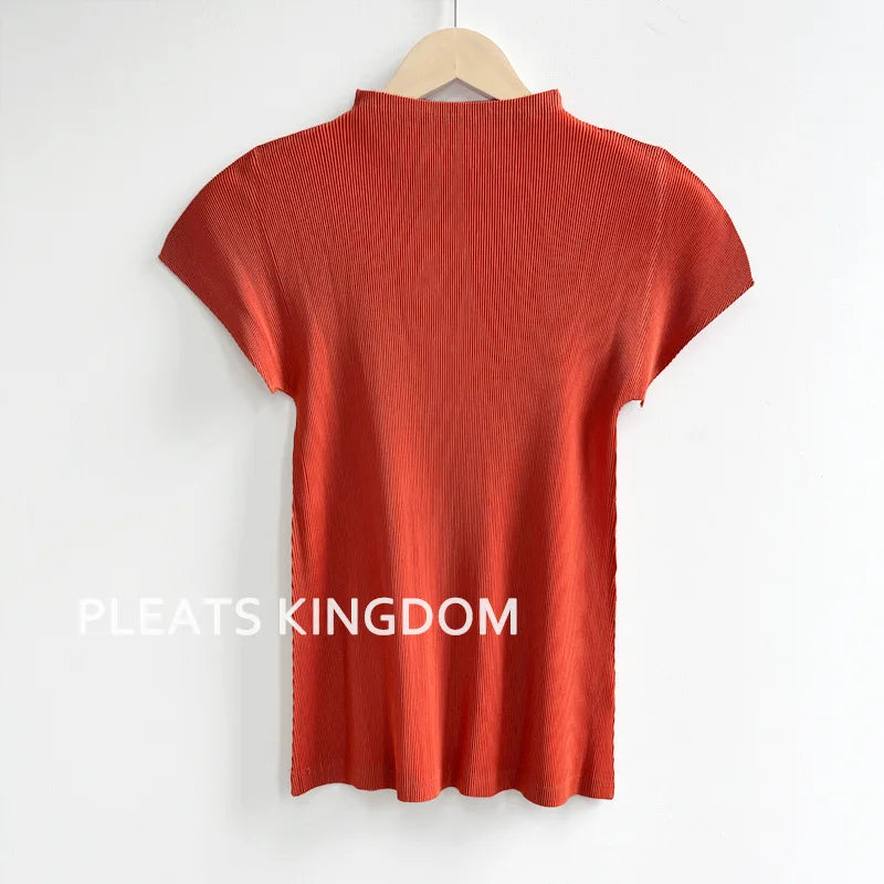 YUDX Pleated Half High Neck Profile Black T-shirts Women 2024 Summer Korean Fashion Causal Tops Designer Aesthetic Clothing