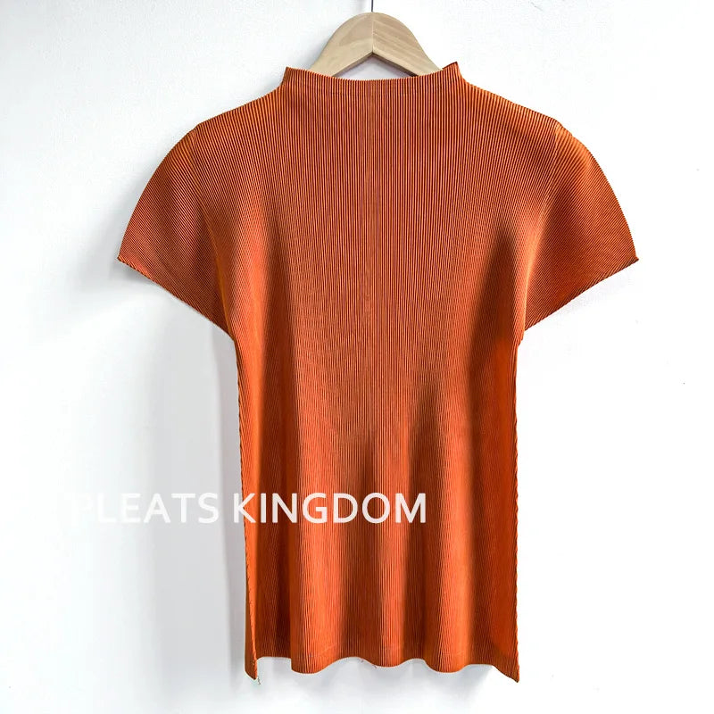 YUDX Pleated Half High Neck Profile Black T-shirts Women 2024 Summer Korean Fashion Causal Tops Designer Aesthetic Clothing