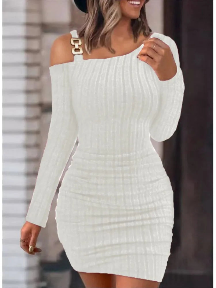 Vestido Curto Feminino Sexy com Decote Assimétrico - Anna Paula