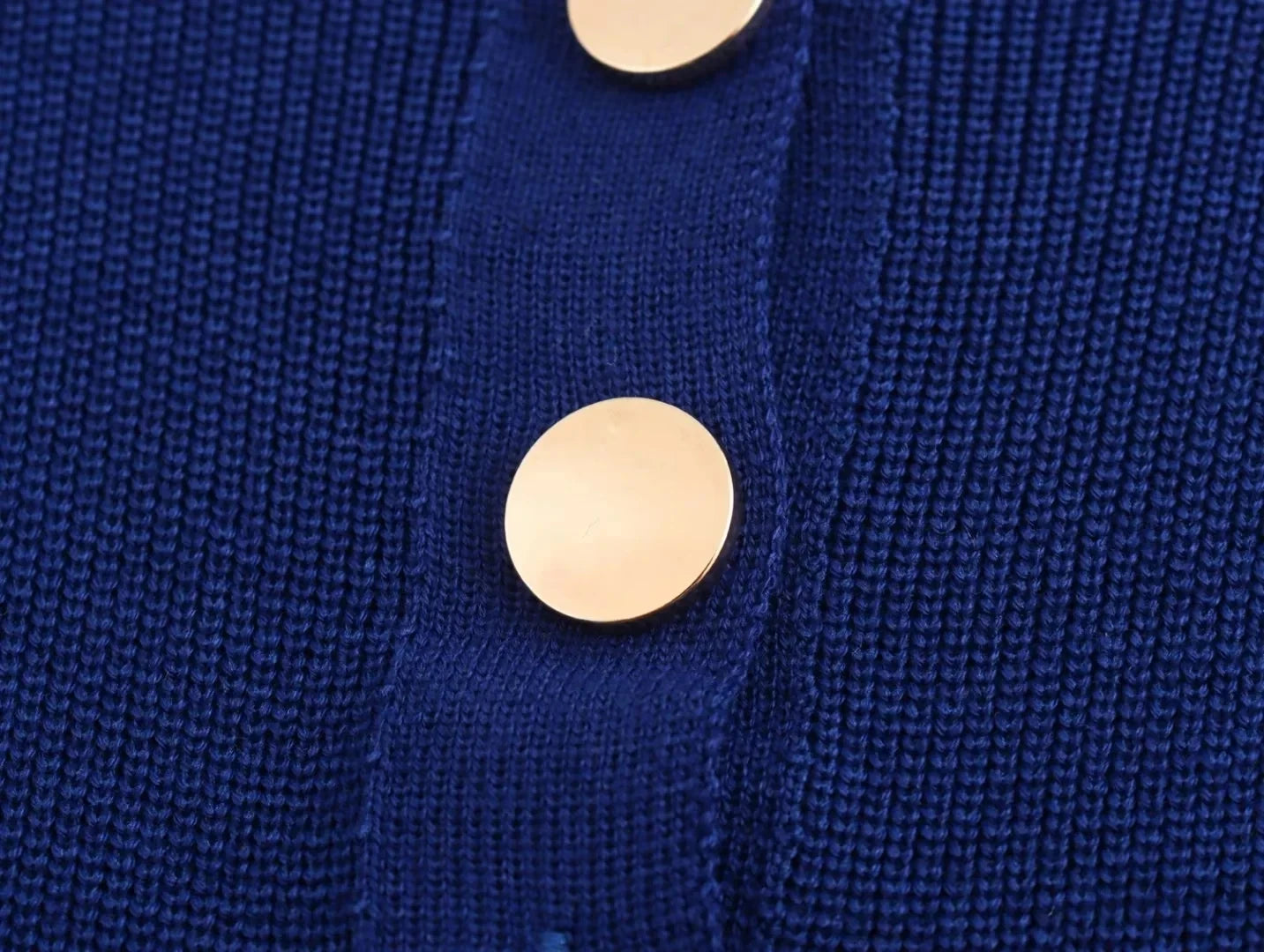 Vestido Longo Chemise Regata Midi com Botões frontais -  Kamala